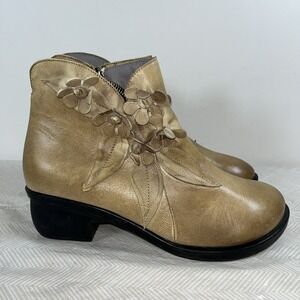 Socofy Womens Brown Handmade Leather Floral Ankle Boots Sz 41/10 Bootie Y2K Chic